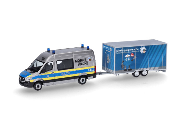 MB Sprinter '13 s vlekem "Polizei Bayern" "097536"  (1:87)