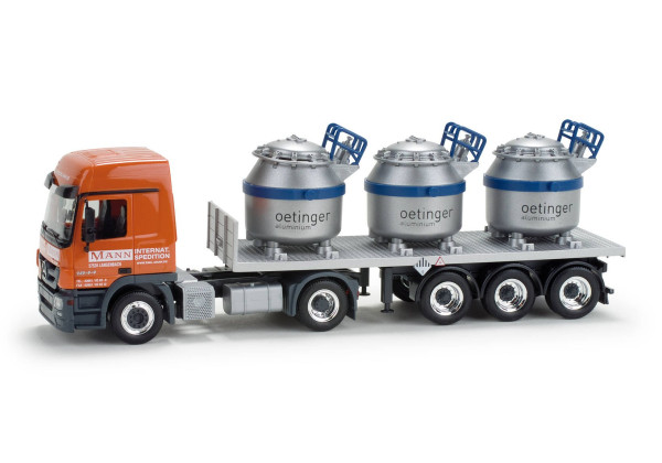 Mercedes Actros L 08 s návěsem "Spedition Mann"  "299411"  (1:87)