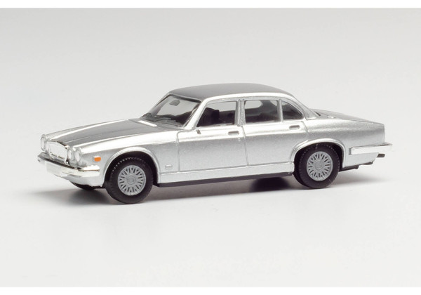 Jaguar XJ 6 "430814"  (1:87)