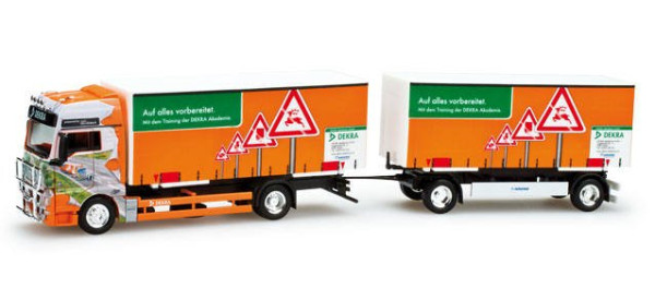Man TGX XXL s vlekem "Dekra/TGP" "901789"  (1:87)