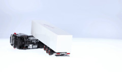 Zadní zvedací plošina pro návěsy "054720" (1:87)